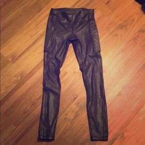 Lululemon Speed Tight size 4 metallic black